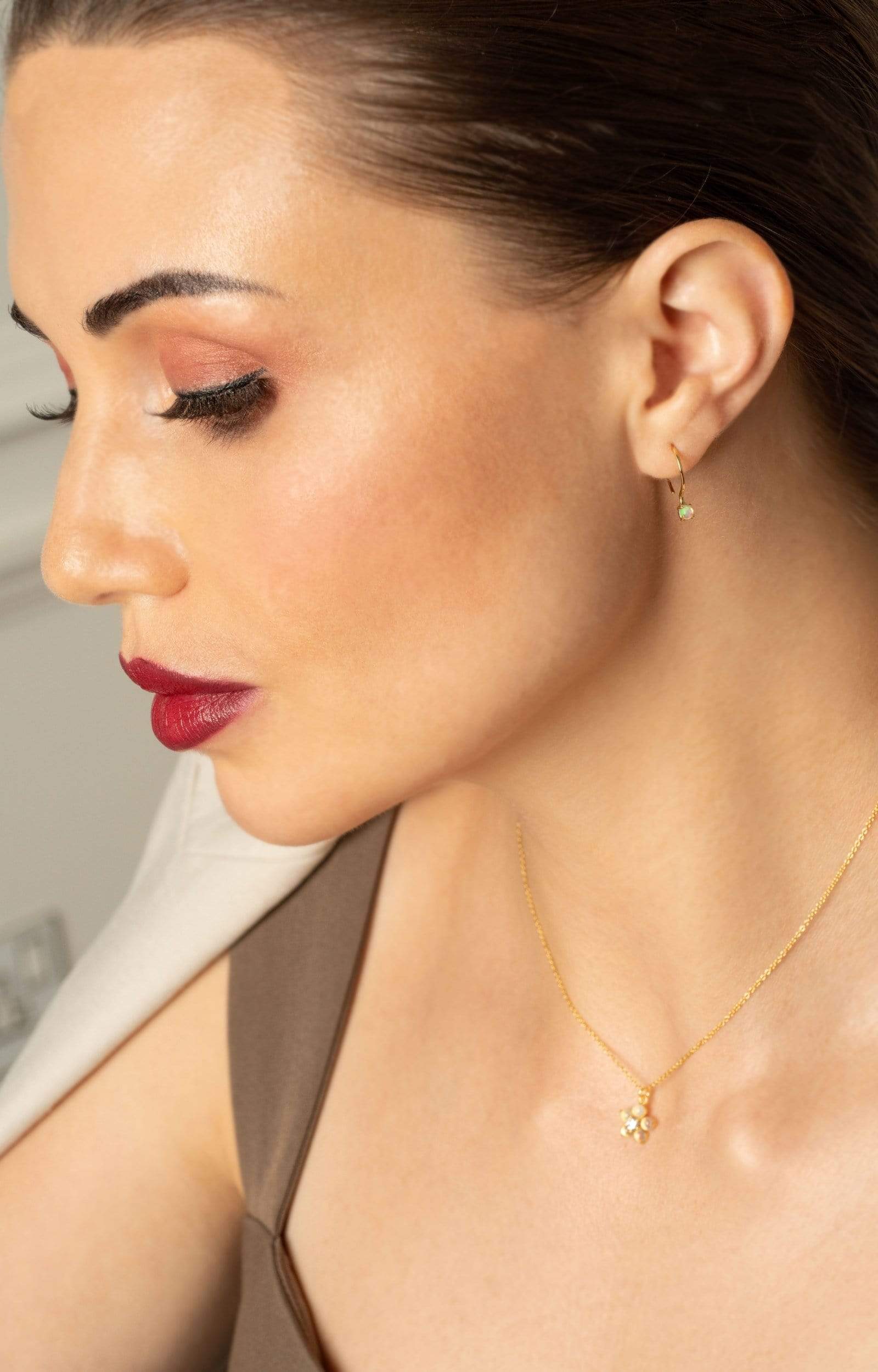 Fervor Montreal Necklace White Opal Daisy Necklace