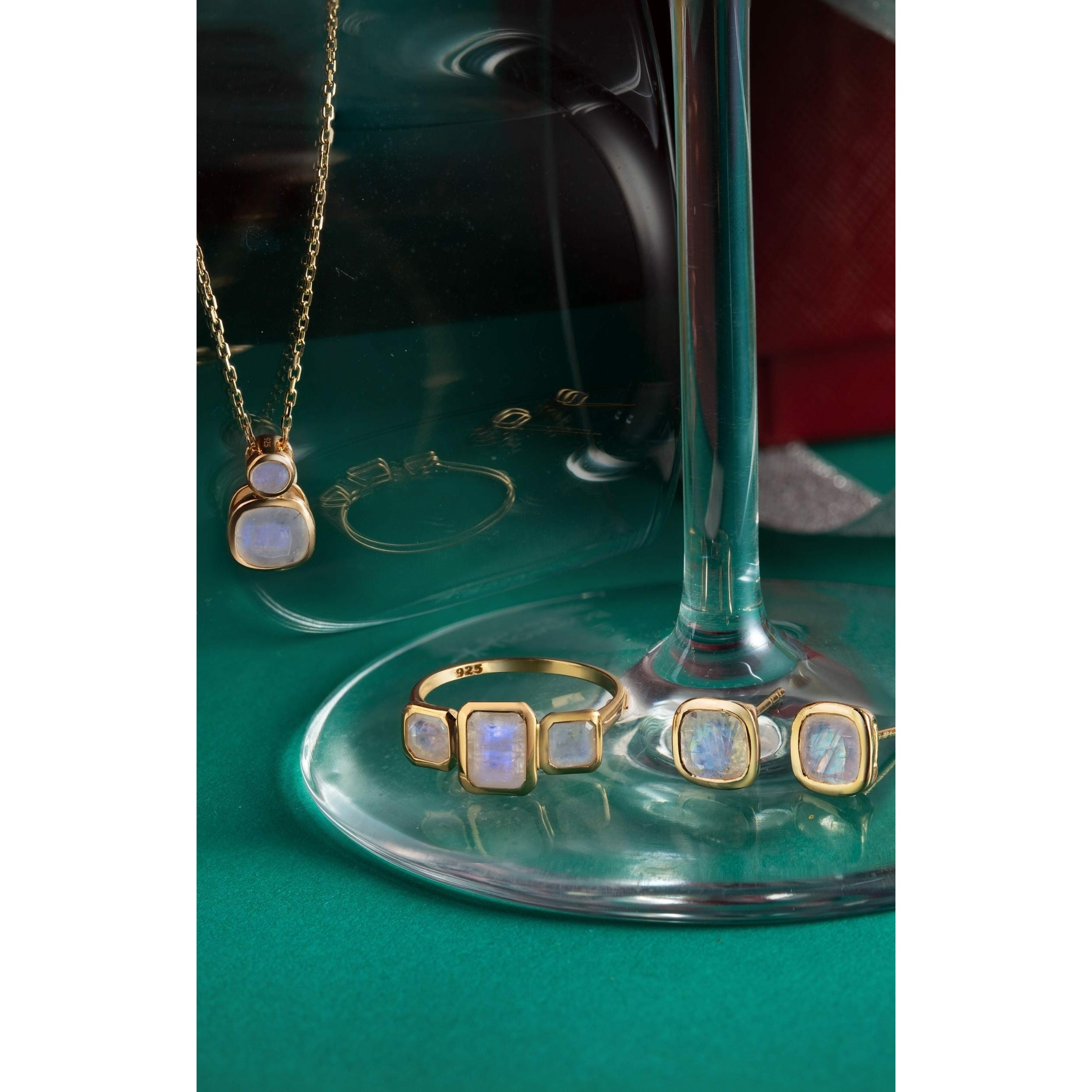 Fervor Montreal Necklace Malaika Rainbow Moonstone Round and Cushion Cut Necklace